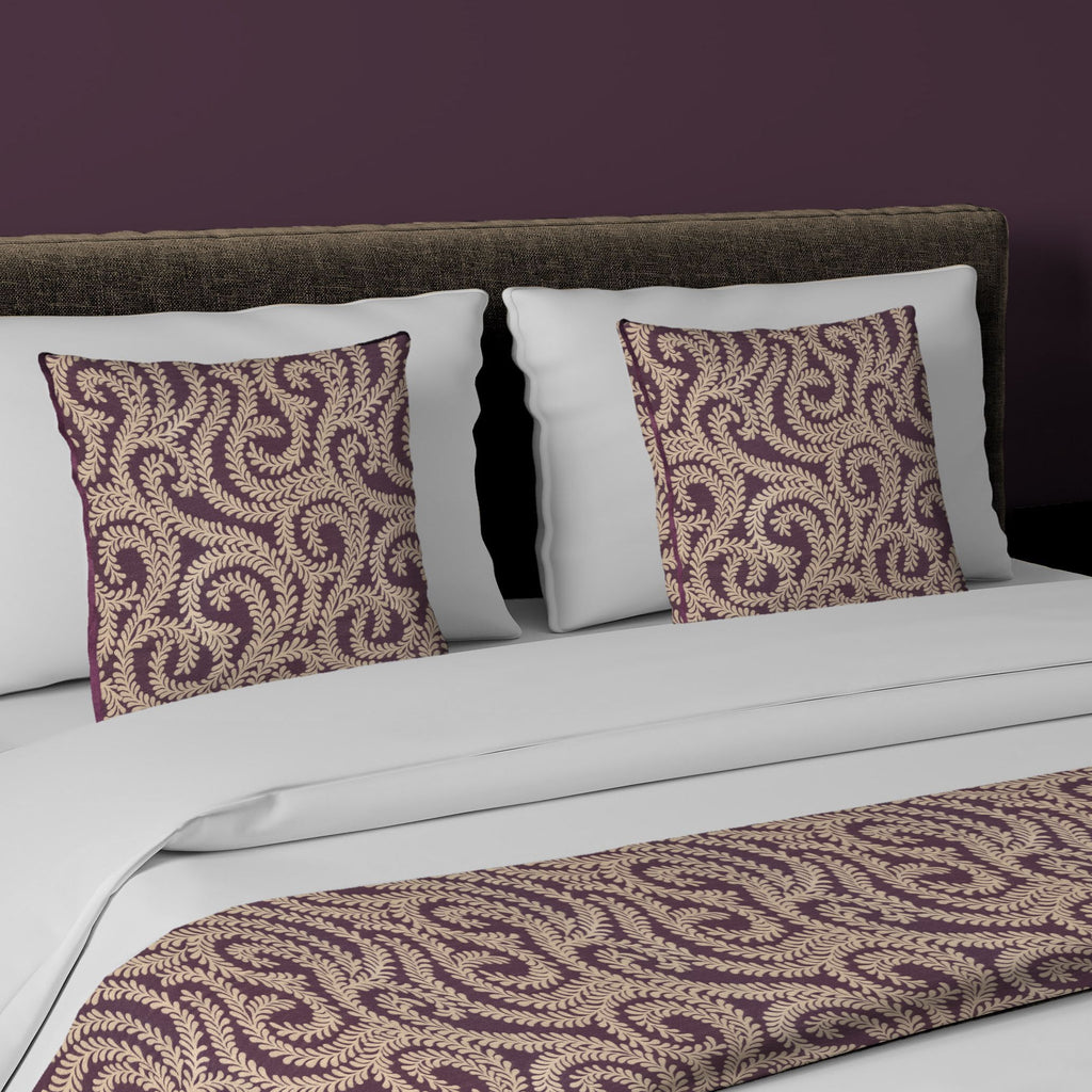 McAlister Textiles Little Leaf Aubergine Purple Bedding Set Bedding Set Runner (50x240cm) + 2x Cushion Covers 
