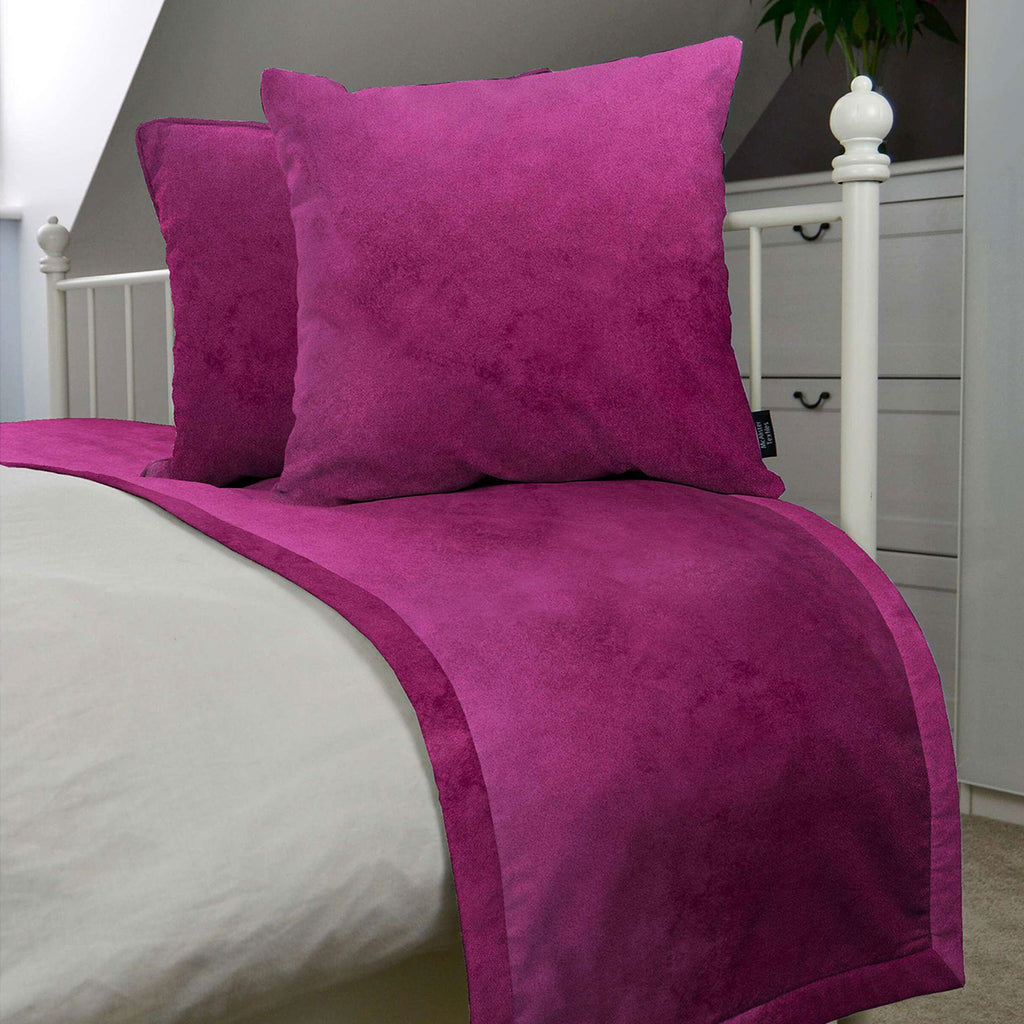 McAlister Textiles Matt Fuchsia Pink Velvet Bedding Set Bedding Set 